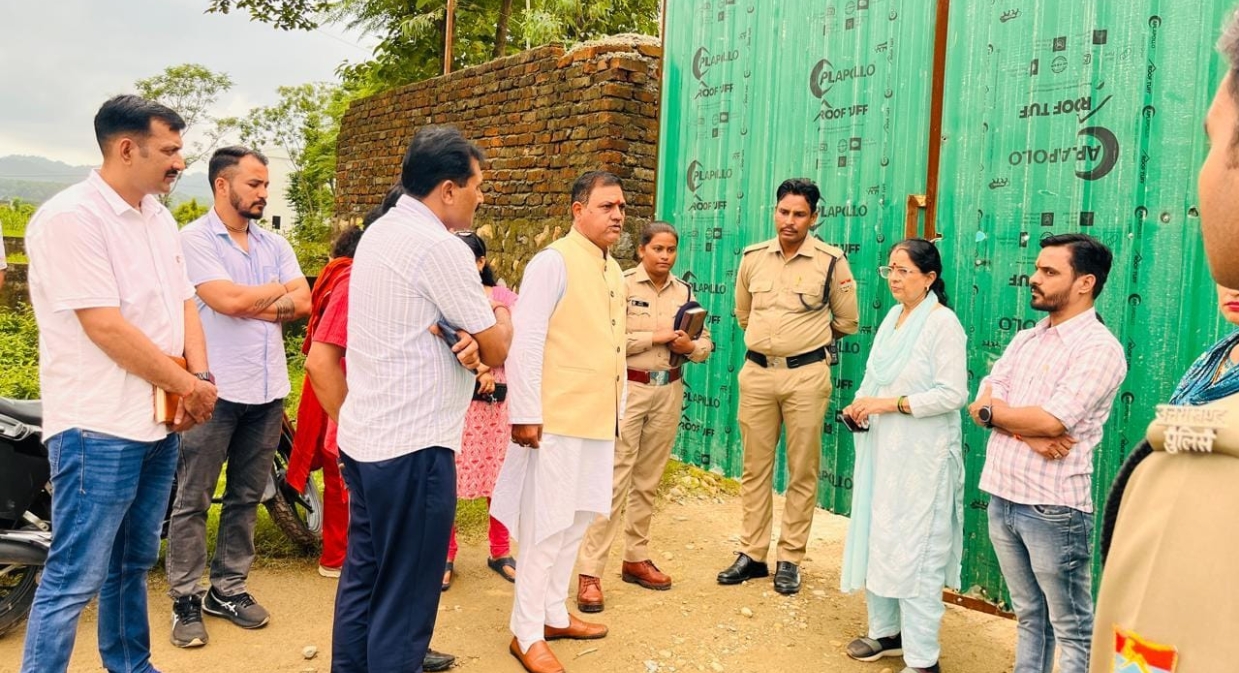कूड़ा बीनने वाली किशोरी की रहस्यमय मौत पर महिला आयोग सख्त, गहन जांच के आदेश