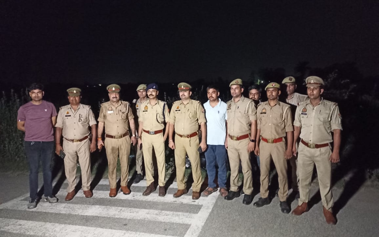 संतपुरा में लूट की साजिश नाकाम मुठभेड़ में एक बदमाश ढेर तीन गिरफ्तार हथियार नकदी बरामद